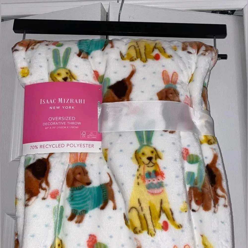 New Isaac Mizrahi Oversized Dachshund Golden Retriever Easter Throw 60 x 70